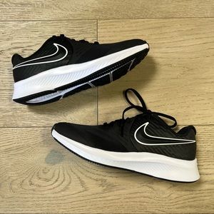 Nike girl star runner 2 4.5Y
